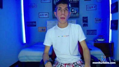 jackmoon_20 cam4 bicurious performer from Republic of Colombia young cum rollthedice 