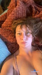 Rayleigh_mae cam4 livecam show performer room profile