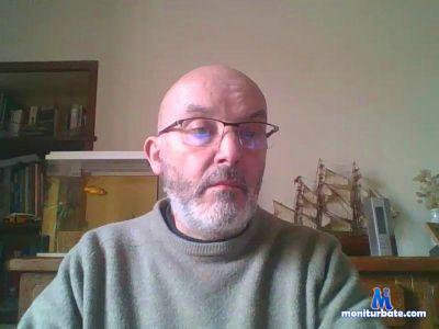 kaiserstuhl cam4 straight performer from French Republic  