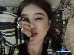 DollyCantrell cam4 live cam performer profile