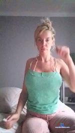 Livia_swe cam4 livecam show performer room profile