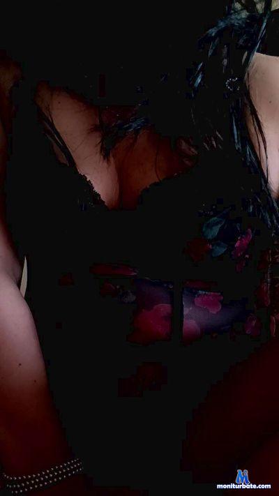 monique97 cam4 bicurious performer from Republic of Italy  