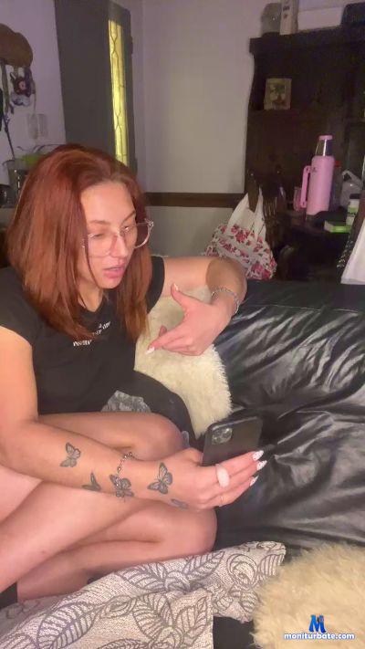 Cleo1996 cam4 bicurious performer from Argentine Republic  