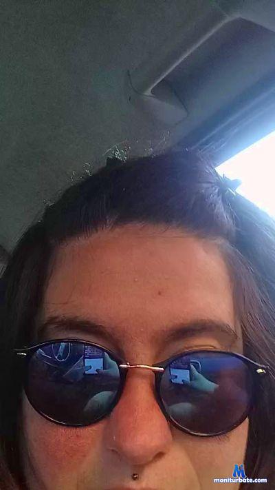 selllensexy cam4 bisexual performer from Republic of Italy  