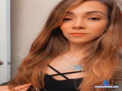 BIG_J_LITTLE_A cam4 straight performer from United States of America bigcock Milf petite smalltits tattoos messy 