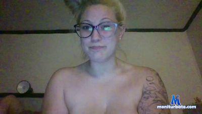 Mrs_Ruf cam4 bisexual performer from United States of America blowjob bigass cute spanking ass pussy 