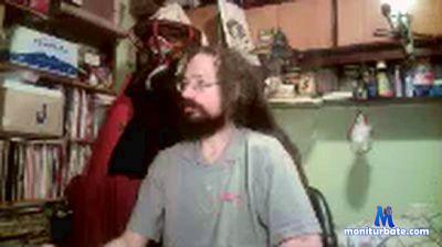 Edoardo2580xxl cam4 bisexual performer from Republic of Italy  