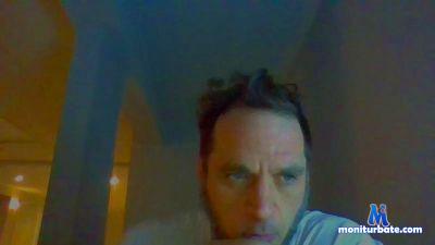 Bee_sex cam4 bisexual performer from Russian Federation  