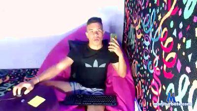jjosueg_25 cam4 gay performer from Republic of Colombia latino 