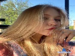 RexanneHazleton cam4 live cam performer profile