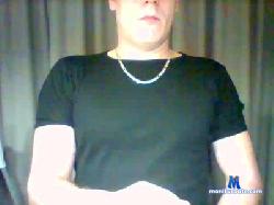 music2018hij cam4 live cam performer profile