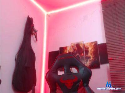 Enriq33 cam4 gay performer from Federative Republic of Brazil  