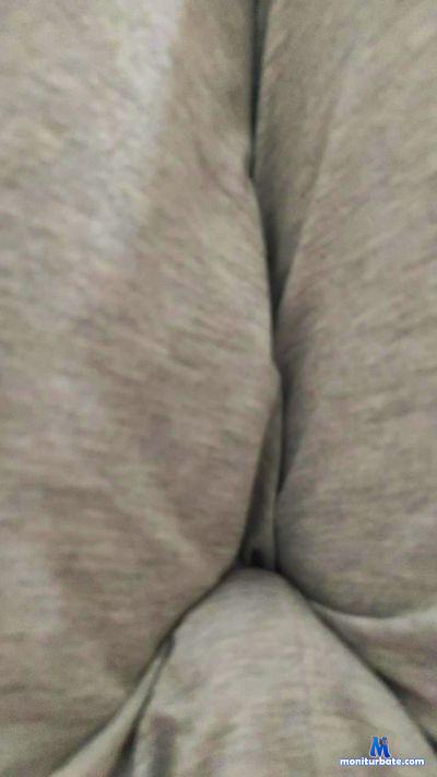 rohit_32 cam4 bisexual performer from Republic of India  
