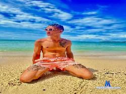 ryanbluelatin cam4 live cam performer profile