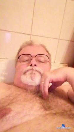petvarad001 cam4 live cam performer profile