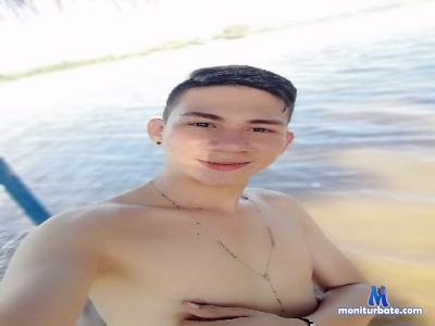 Esteban_lopez21 cam4 bisexual performer from Republic of Colombia  