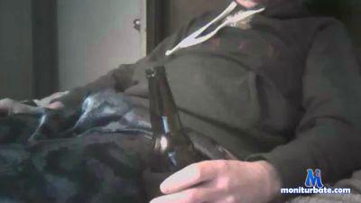 whiteman42 cam4 straight performer from Canada  