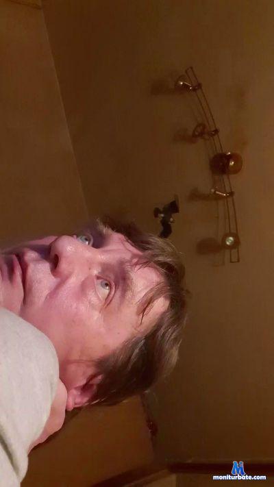 rebelf22 cam4 straight performer from Federal Republic of Germany  