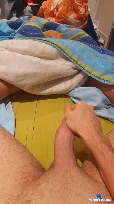razzamanxxx cam4 gay performer from United Kingdom of Great Britain & Northern Ireland  