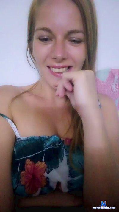 RoseLovesex cam4 bicurious performer from Argentine Republic  