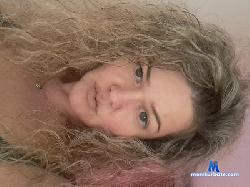 BigBoobsBlondie cam4 live cam performer profile