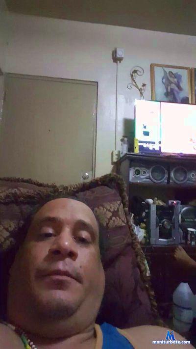 carlos8294 cam4 straight performer from Commonwealth of Puerto Rico  