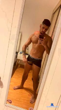 Chilenobby cam4 live cam performer profile