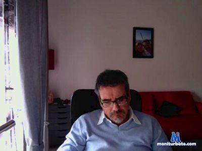 dickitaly69 cam4 straight performer from Republic of Italy  