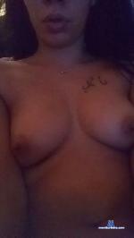 IamFarahX cam4 livecam show performer room profile