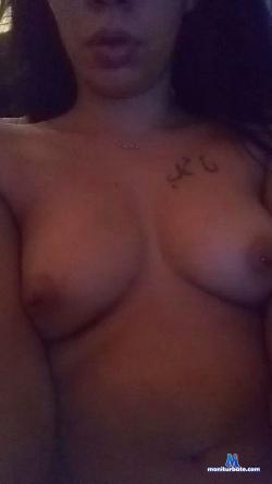 IamFarahX cam4 live cam performer profile