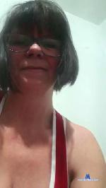 Tania_80 cam4 livecam show performer room profile