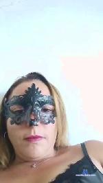 Doucelouve9 cam4 livecam show performer room profile