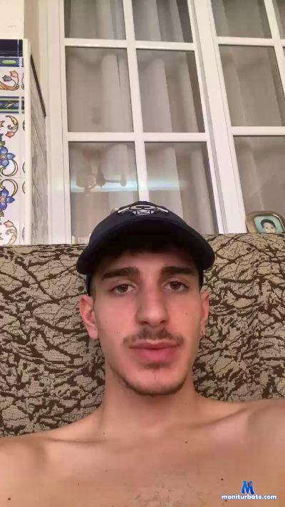 peca9 cam4 bicurious performer from Kingdom of Spain  