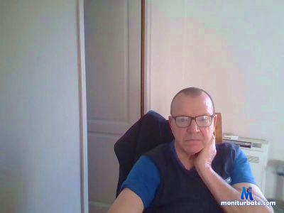 espaniol6 cam4 straight performer from Kingdom of Spain  