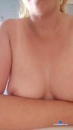 loirinha73 cam4 livecam show performer room profile