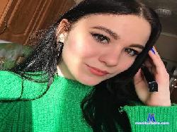 HenriettaFitt cam4 live cam performer profile