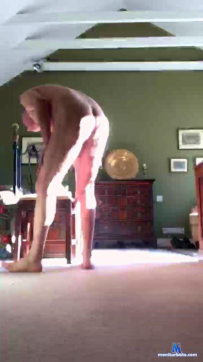 eliot56 cam4 bicurious performer from French Republic rollthedice 