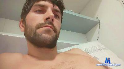 Tomtom_90 cam4 bisexual performer from Republic of Italy  