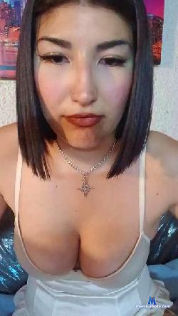 DolceNazz cam4 live cam performer profile