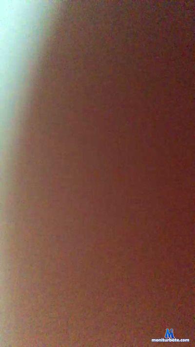 AprilFlowerz cam4 bisexual performer from United States of America  