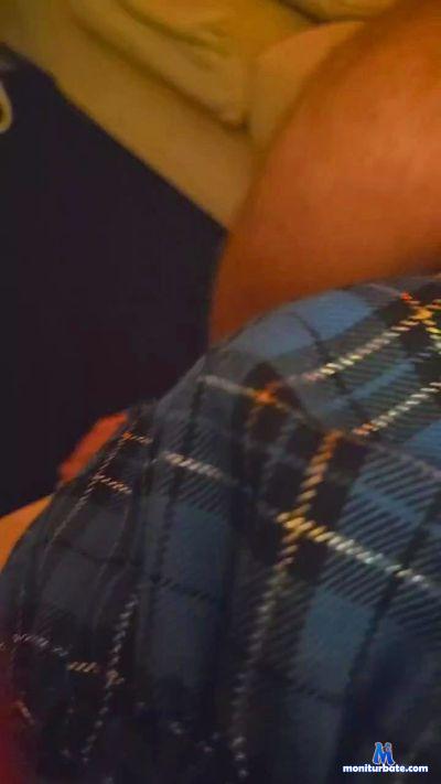 tania220 cam4 bisexual performer from Republic of Italy  