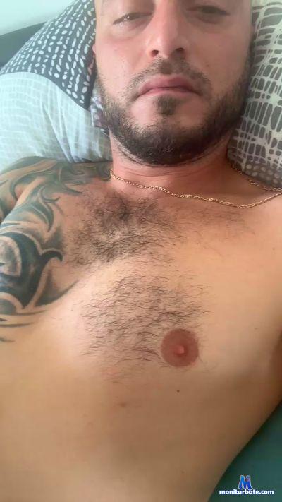 alexxx461 cam4 bisexual performer from Federal Republic of Germany  