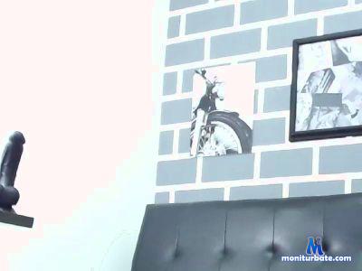 Jhony_Duke cam4 bicurious performer from United States of America bbc spinthewheel show cum your latin hot boy 
