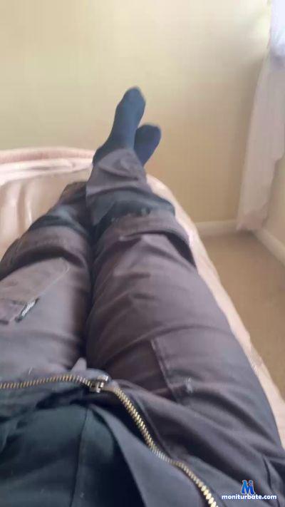 virginfeet3 cam4 straight performer from United Kingdom of Great Britain & Northern Ireland  