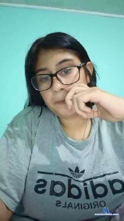 Beleen04 cam4 live cam performer profile