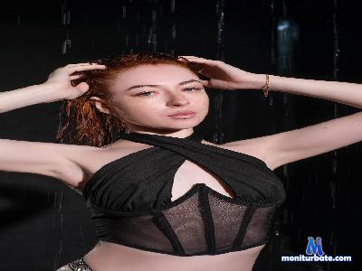 MildredBoggess cam4 bisexual performer from Republic of Latvia  