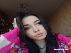 LeilaBrougham cam4 live cam performer profile