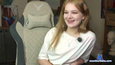 LauraZeuner cam4 bisexual performer from Kingdom of Spain cute schoolgirl bigass C2C feet striptease femdom 