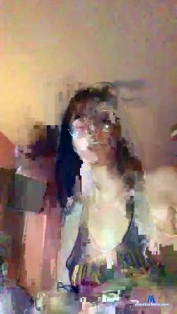 Aralegame cam4 live cam performer profile