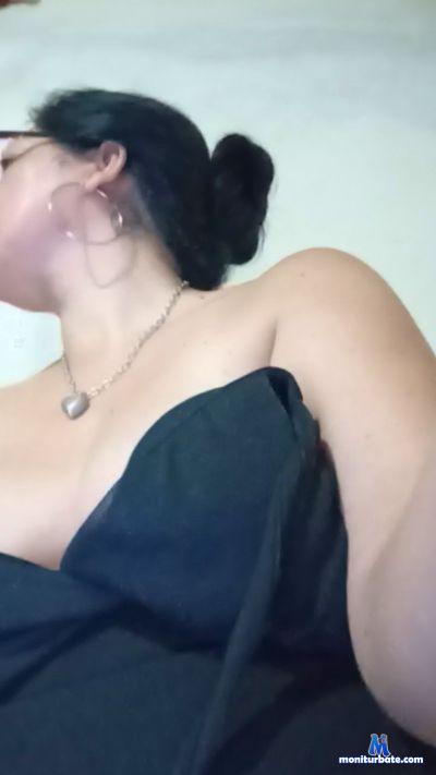 Vicky_69Milf cam4 bisexual performer from Argentine Republic  